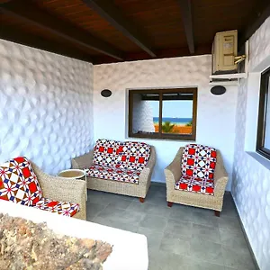 https://villa-sotavento.in-canary-islands.com